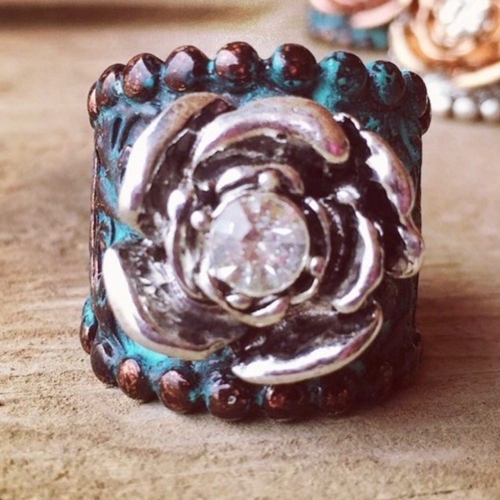 Rose patina ring
